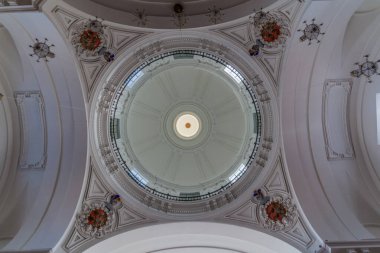 İspanya 'nın Toledo kentindeki Cupola Kilisesi (San Ildefonso)
