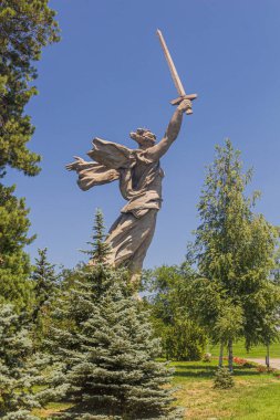 VOLGOGRAD, RUSSIA - 28 Haziran 2018: Volgograd, Rusya 'daki Mamayev Tepesinde Anavatan Heykeli Çağrısı
