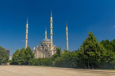 Akhmad Kadyrov Camii (resmi adıyla Çeçenistan 'ın Kalbi) Grozny, Rusya