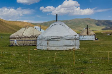 Kırgızistan, Song Kul Gölü yakınlarındaki Yurt kampı.