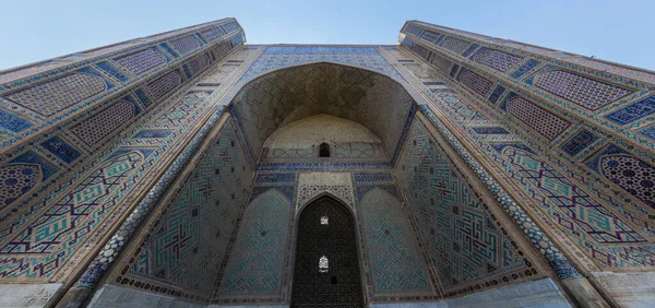 Iwan Gewelfd Portaal Van Bibi Khanym Moskee Samarkand Oezbekistan — Stockfoto