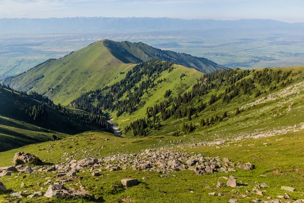 Kırgızistan Karakol Kasabası Yakınlarındaki Dağlar — Stok fotoğraf