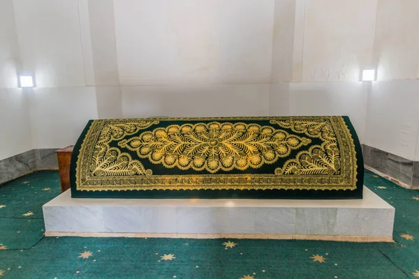 SAMARKAND, UZBEKISTAN: 28 Nisan 2018: Semerkant, Özbekistan 'da Hazrat İmam Muhammed Bin Zhafara' nın Mezarı