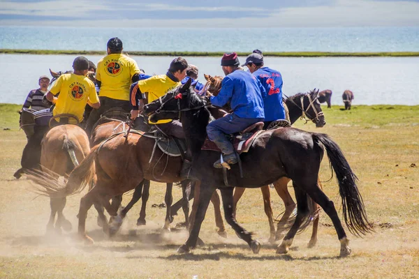 Song Kol Kyrgyzstan Juli 2018 Inwoners Spelen Kok Boru Ulak — Stockfoto