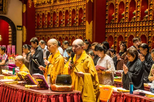 Singapore Singapore Maart 2018 Ceremonie Boeddha Tandrelikwie Tempel Chinatown Van — Stockfoto