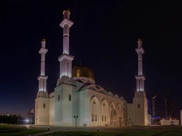Вечерний Вид Мечеть Нур Астана Астане Ныне Нур Султан Столице — стоковое фото