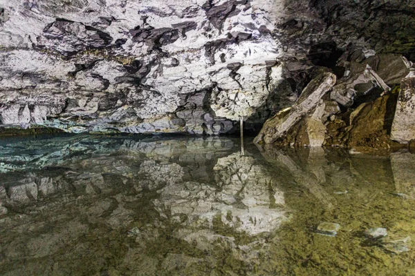 Wnętrze Jaskini Lodowej Kungur Rosja — Zdjęcie stockowe