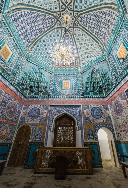 Samarkand Uzbekistán Abril 2018 Interior Uno Los Mausoleos Necrópolis Shah —  Fotos de Stock