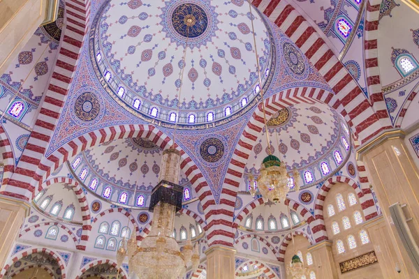 Grozny Rusko Června 2018 Interiér Mešity Akhmad Kadyrov Oficiálně Známé — Stock fotografie