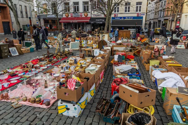 Brussels Belgium December 2018 Marolles Flea Market Площі Jeu Balle — стокове фото