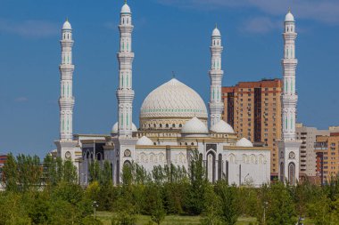 Astana 'daki Hazrat Sultan Camii (şimdi Nur-Sultan), Kazakistan' ın başkenti.