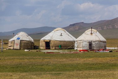 Kırgızistan, Song Kul Gölü yakınlarındaki Yurt kampı.