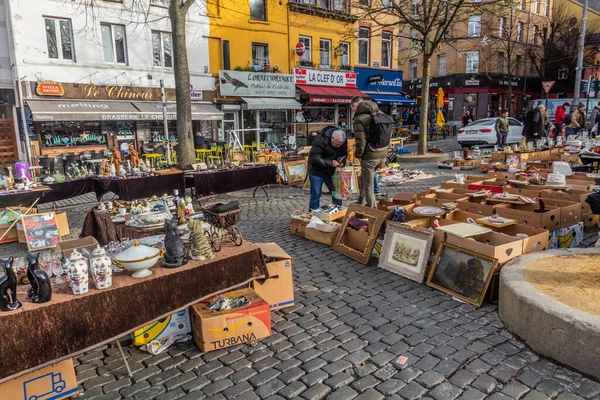 Brussels Belgium December 2018 Marolles Flea Market Jeu Balle Square — Stock Photo, Image