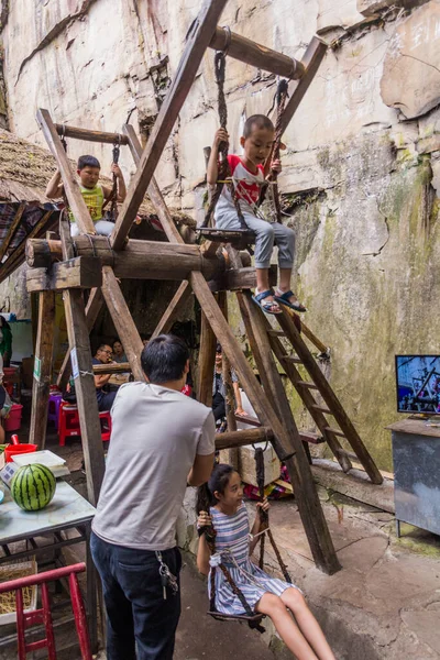 Wulingyuan Cina Agosto 2018 Bambini Godono Della Ruota Del Piacere — Foto Stock