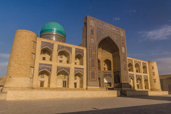 Mir Arab Madrasa Bukhara Uzbequistão — Fotografia de Stock