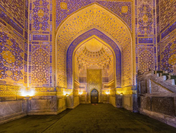 Samarkand Uzbekistan April 2018 Interior Madrasa Tilya Kori Samarkand Uzbekistan — Stock Photo, Image