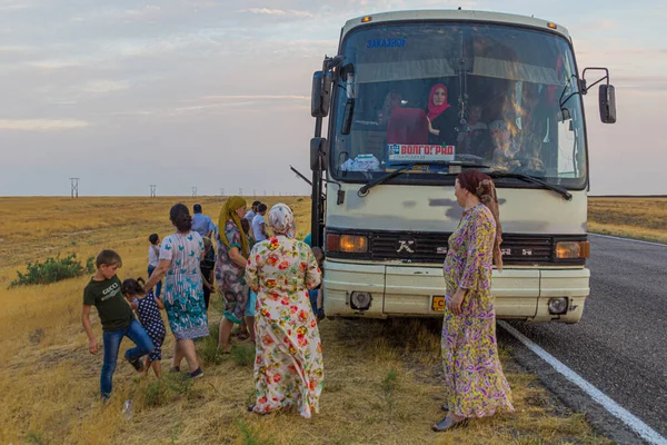 Kalmykia Russia June 2018 Bus Being Repaired Road Russian Steppe — Stock Photo, Image