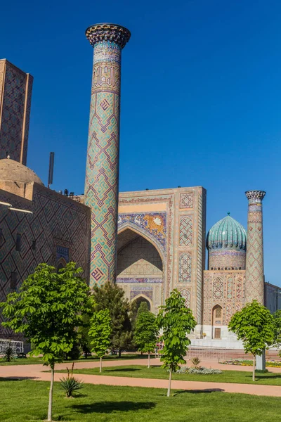 Registan Square Faimosul Complex Din Samarkand Uzbekistan — Fotografie, imagine de stoc