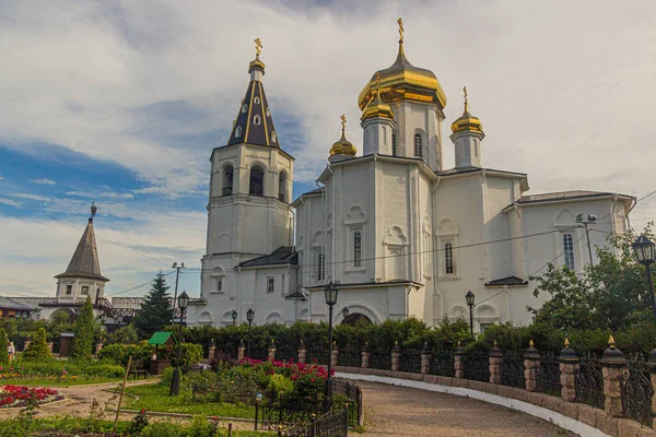 Petrus Och Paulus Kyrka Till Treenighetsklostret Tyumen Ryssland — Stockfoto