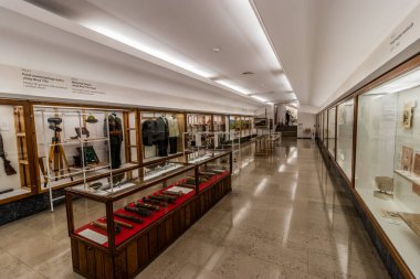 BELGRAD, SERBIA - 8 Ekim 2021: Sırbistan 'ın Belgrad kentindeki Yugoslavya Müzesinde Josip Broz Tito' nun kişisel eşyaları