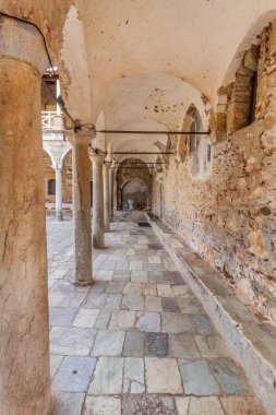 Yunanistan 'ın Moreloponnese yarımadasındaki Arkeoloji Gizem Müzesi' nin Archway 'i