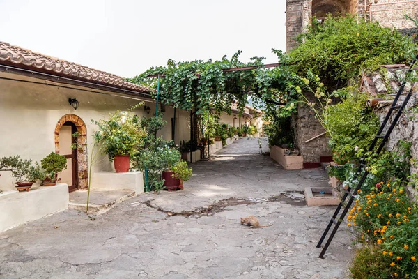 Peloponnese yarımadasındaki Mystras 'ta Pantanassa Manastırı, Yunanistan