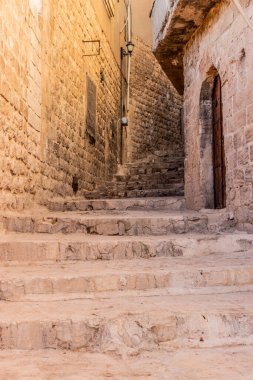 Türkiye 'nin Mardin kentinde dar bir ara sokak