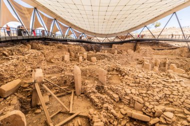 GOBEKLI TEPE, TURKEY - 22 Eylül 2022: Göbekli Tepe arkeoloji sahası, Türkiye