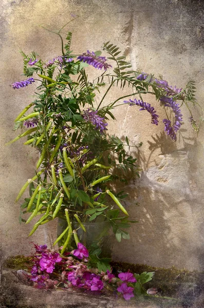 Virágok Aprószulák — Stock Fotó