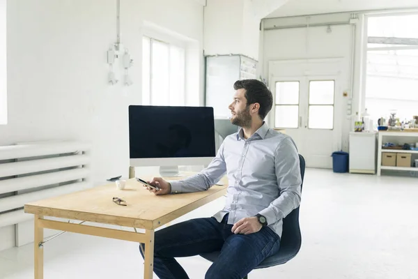Businessman Cell Phone Sitting Desk Office — Stock Photo, Image