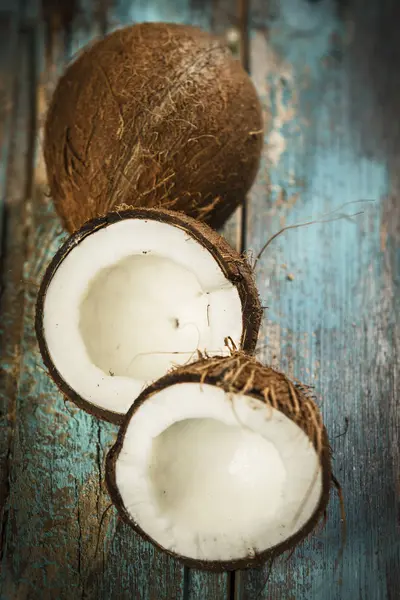Geöffnete Kokosnuss Nahaufnahme — Stockfoto