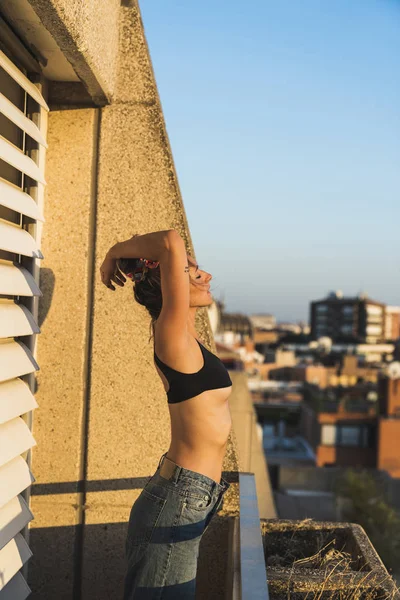 Young Sensual Woman Wearing Bra Standing Balcony — Stock Photo, Image
