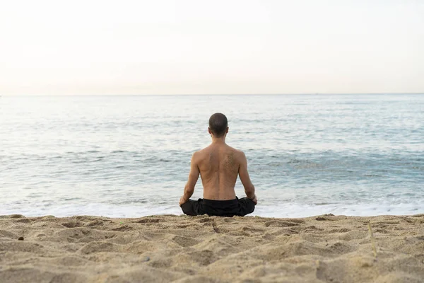 Spain Man Doing Yoga Beach Evening Meditation Rear View — Stock Photo, Image