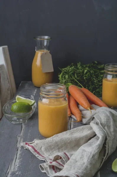 Carrot Smoothie Limette — Stock Photo, Image