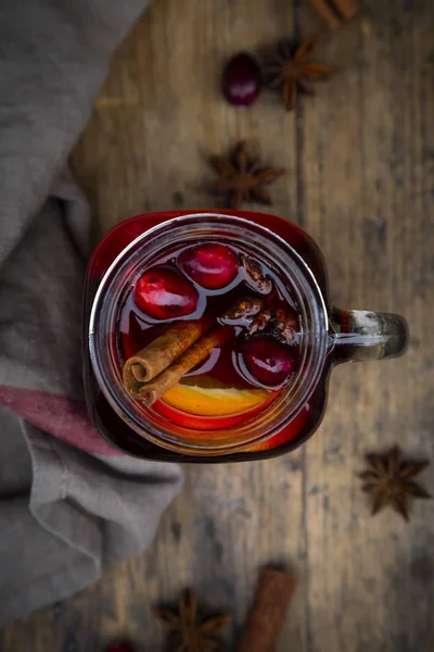 Glass Mulled Wine Cranberries Cinnamon Sticks Orange Star Anise Dark — Stock Photo, Image