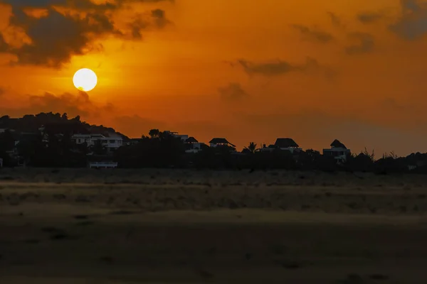Sonnenaufgang über Afrika zum Träumen — Stockfoto