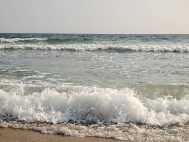 Plaj doğa kadar kapatın