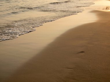 Plaj doğa kadar kapatın