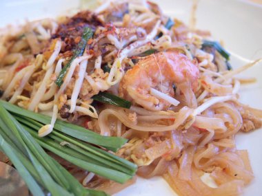 (pad Tay Tay tarzı noodle)