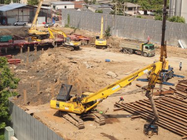 Bangkok, Tayland - 29 Mayıs 2016: Bangkok, Tayland inşaat sahasında çalışan inşaat işçileri