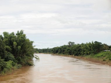 Yom nehir Sukhothai bölgesinde. Tayland