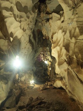 Mağaralarda thampetphothong, Sakaeo, Tayland
