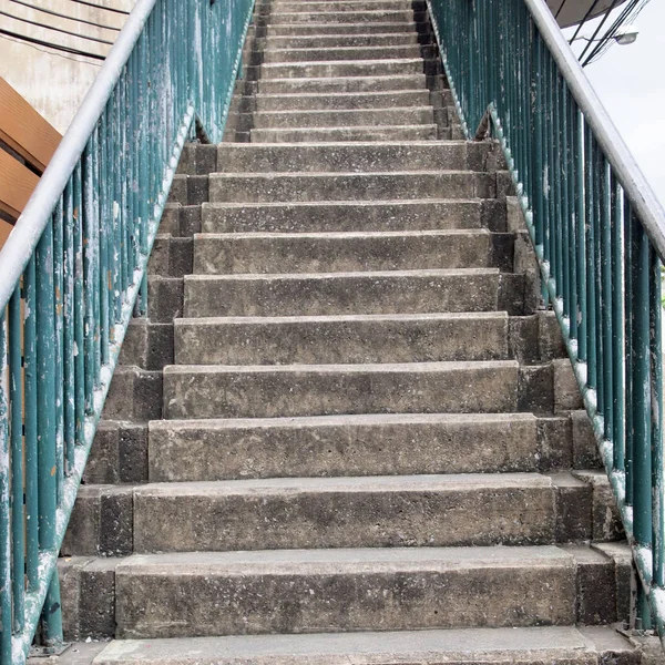 Treppe Der Überführung Der Stadt — Stockfoto