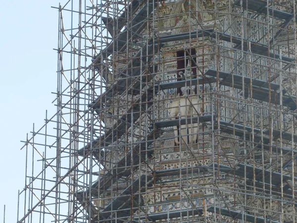 Ponteggi Cantiere Una Chiesa Tempio Bangkok Thailandia — Foto Stock