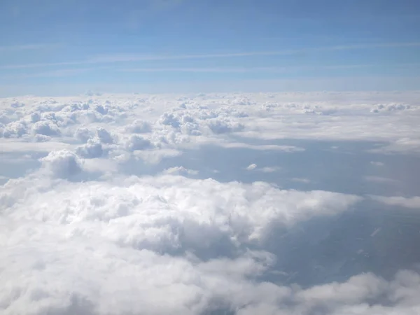 Ciel Bleu Avec Nuages Vue Depuis Fenêtre Avion — Photo