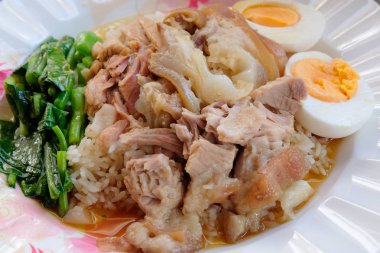 pilav Komposto domuz bacak