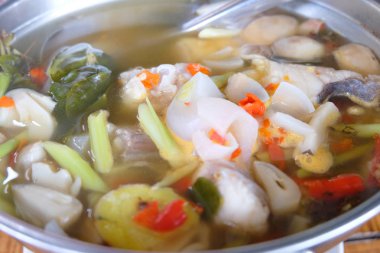 baharatlı balık çorbası, yakın Tayland Gıda