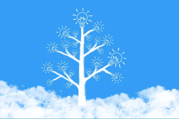 Albero Pensare Lampadina Nube Forma Cielo Blu — Foto Stock