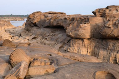 Tayland 'ın Büyük Kanyonu Sam Phan Bok' taki Taş Dağ