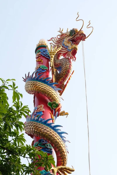 Posąg Smoka Chińskiej Świątyni — Zdjęcie stockowe